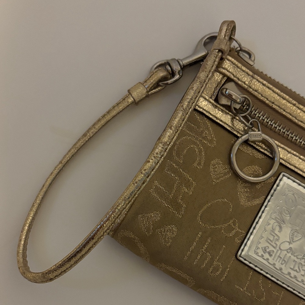 Coach Gold Signature Wristlet Clutch - Picture 3 of 9